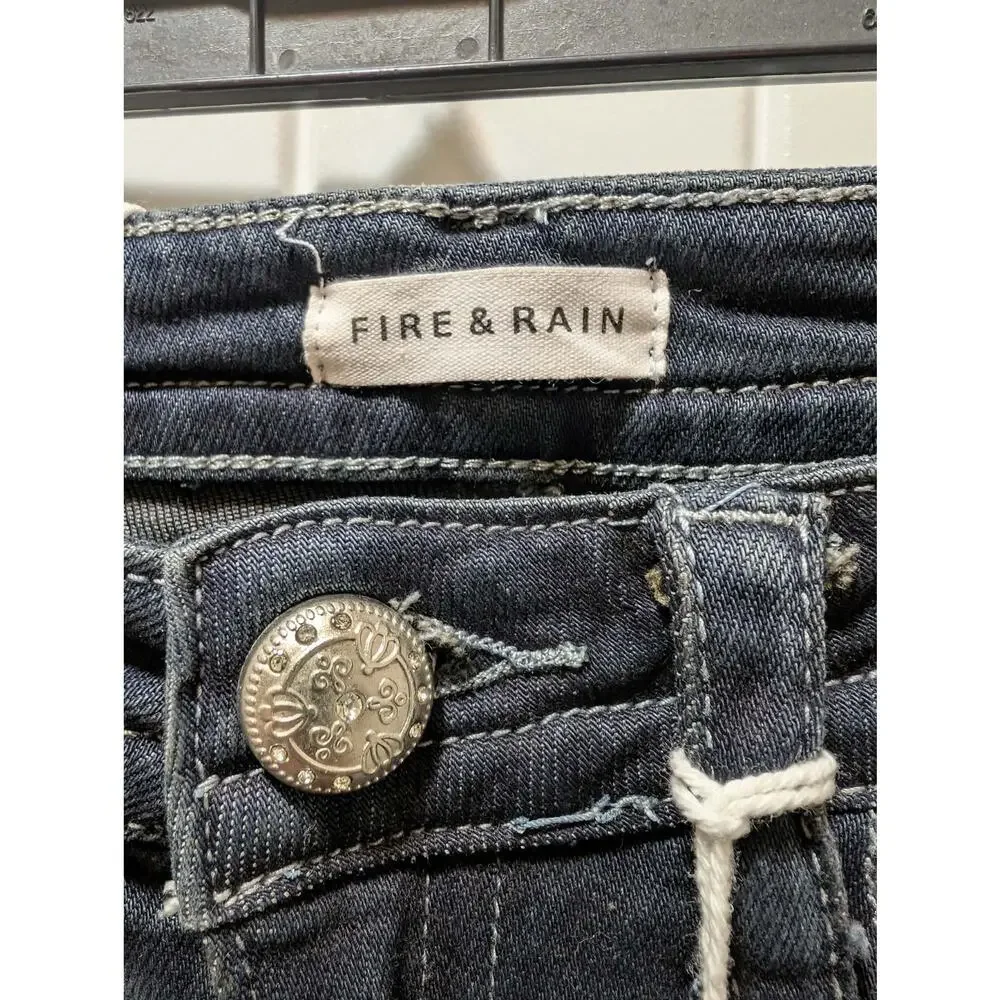 NEW! Fire & Rain Blue Comfort Denim Bootcut Low Rise Jeans Size 7/28